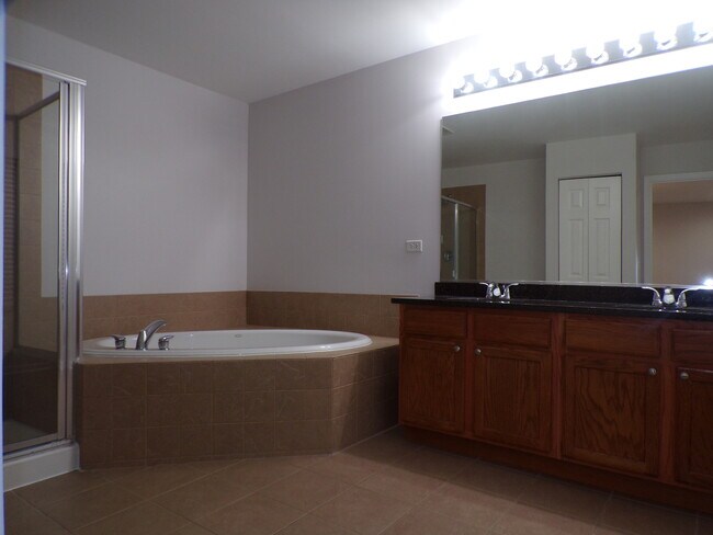 Building Photo - 2096 Limestone Ln