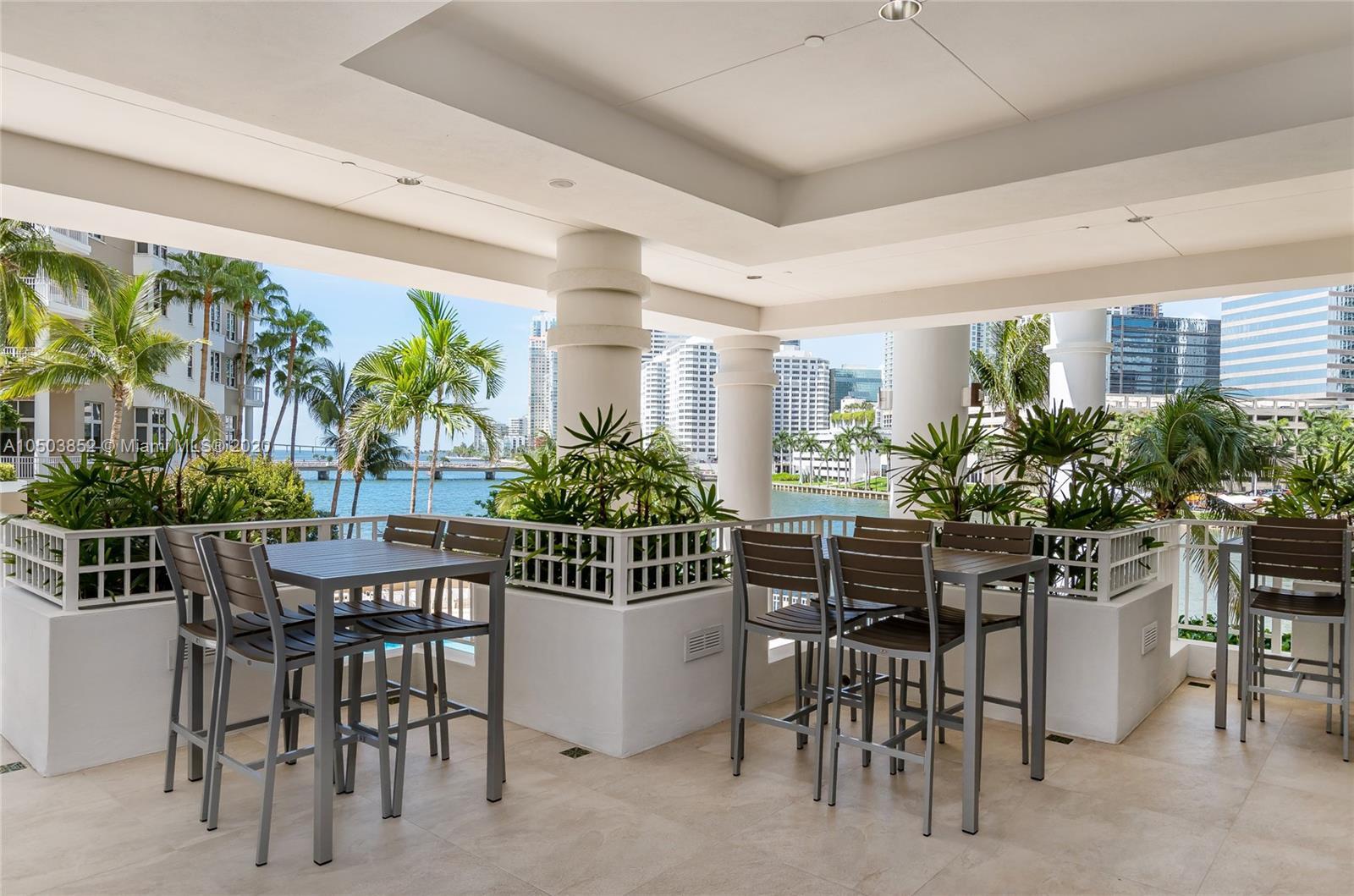 Building Photo - 801 Brickell Key Blvd