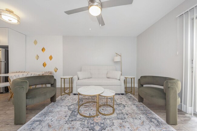 Building Photo - 4403 W Cleveland St