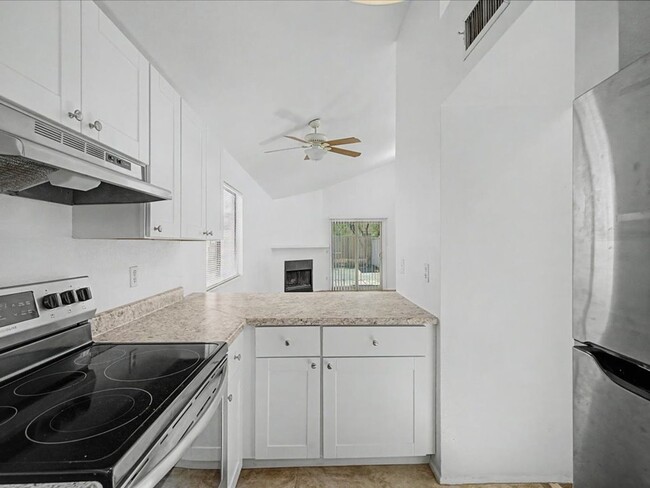 Building Photo - 5704-5706 E 24th St