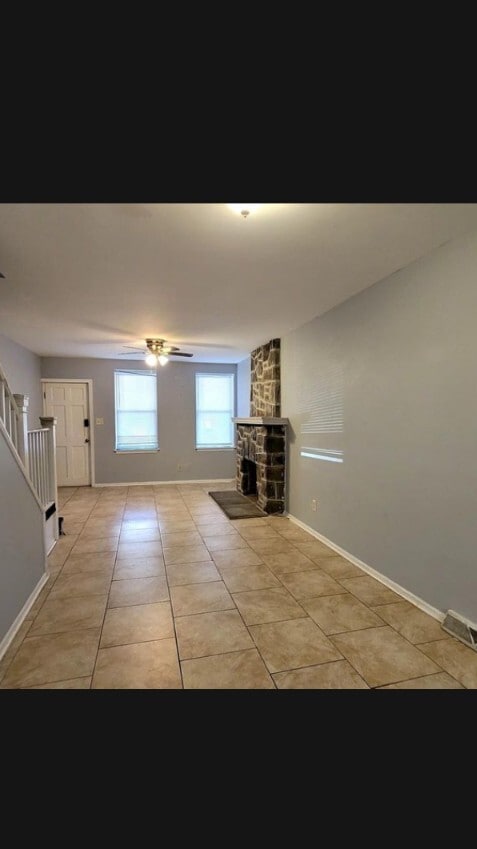 Building Photo - 122 N Scott St