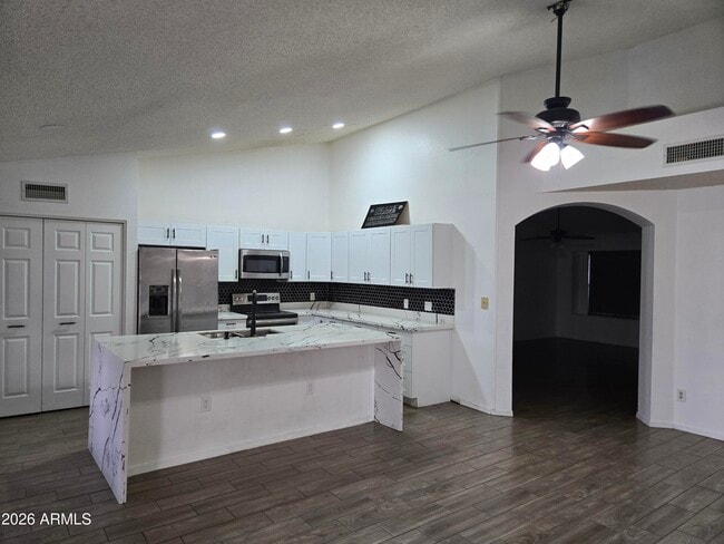 Building Photo - 4784 W Oraibi Dr