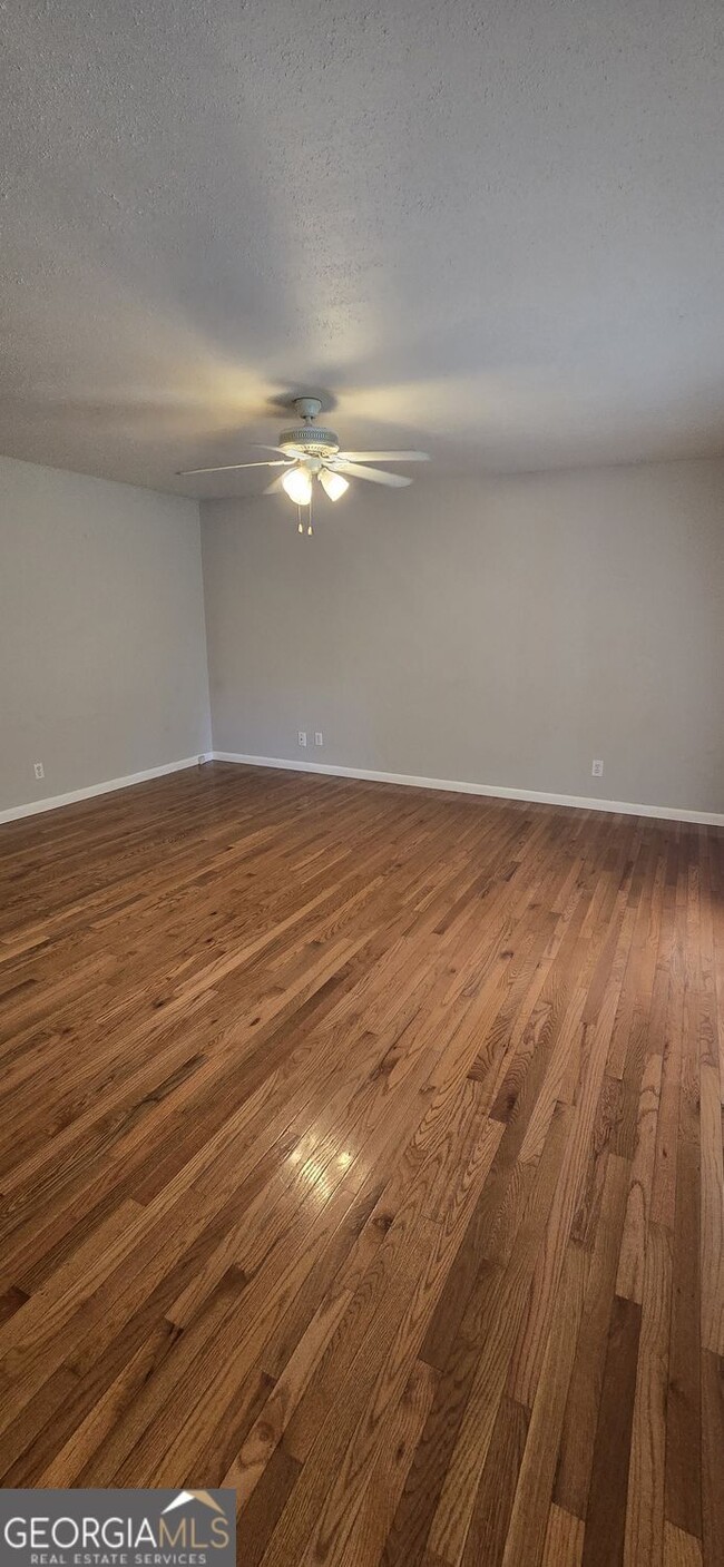 Building Photo - 2902 Highbrook Ct