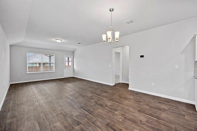 Building Photo - 14006 Macquarie Dr