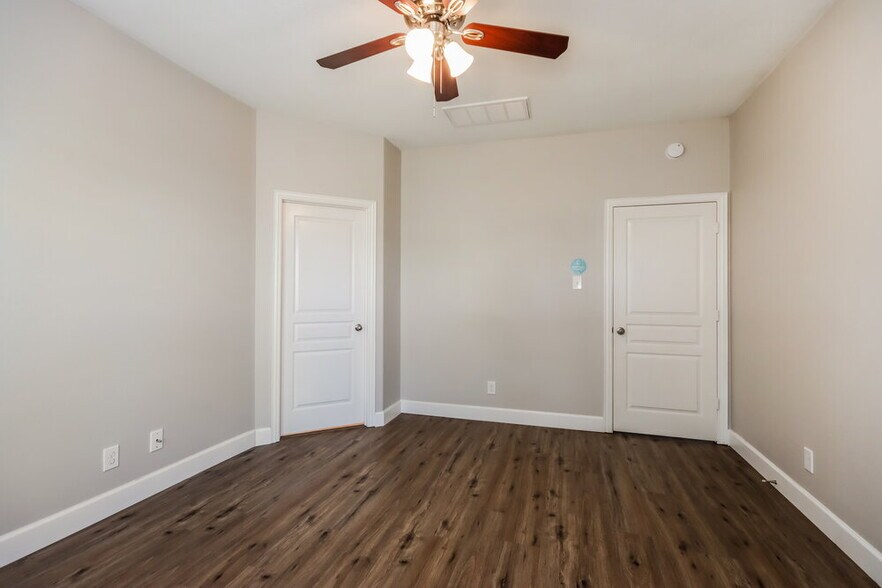 Building Photo - 20315 Shire Ridge Ln