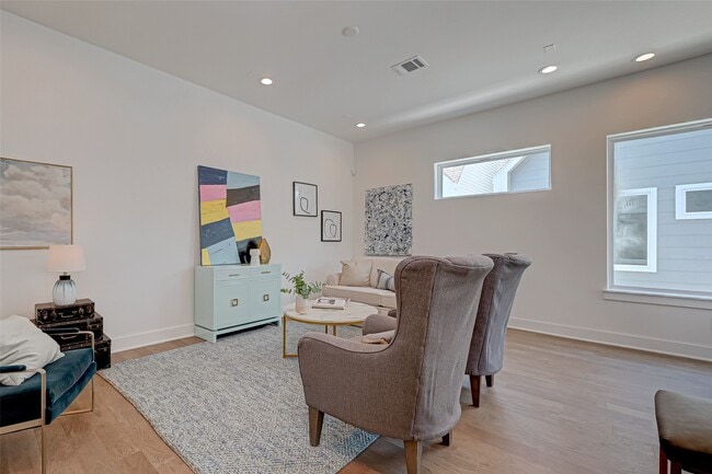 Building Photo - 6030 Beall St