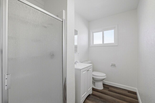 Building Photo - Recently Upgraded 3 Bedroom Home in San Jose