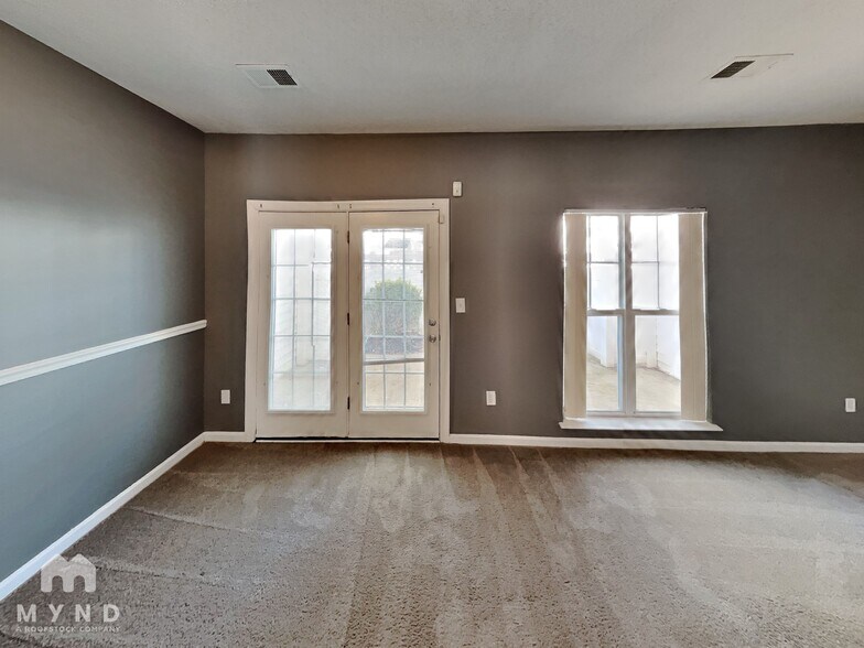 Building Photo - 6325 Mallard View Ln