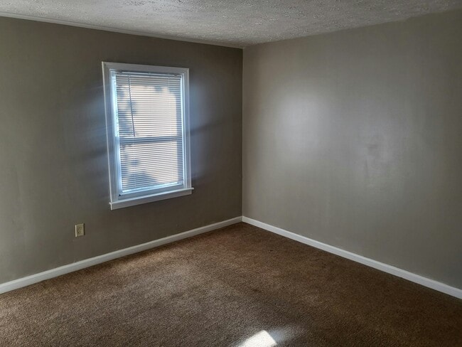 Building Photo - 259 Pleasant Dr