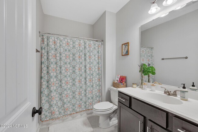 Building Photo - 216 Pastoral Ct