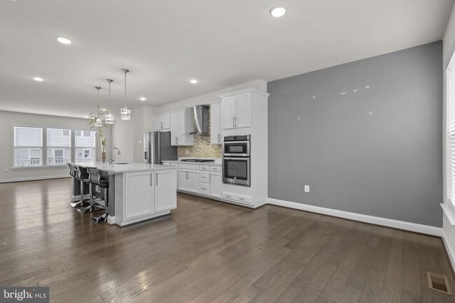 Building Photo - 17357 Redshank Rd