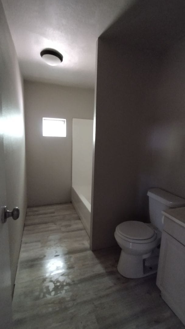 Building Photo - 2 Bedroom 2 Bathroom Home In Granbury
