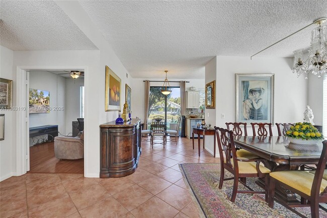 Building Photo - 1025 NW 105th Way