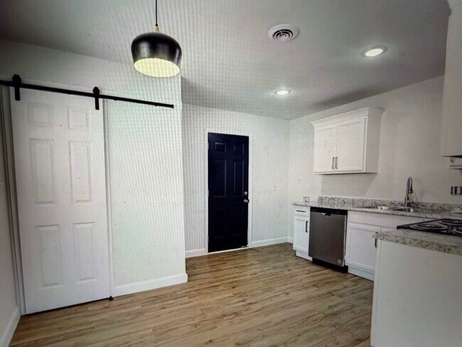 Building Photo - 4838 Shayne Ln