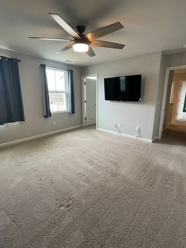 Building Photo - 2017 Westchester Dr