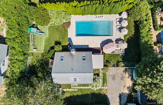 Building Photo - 28 Windermere Dr