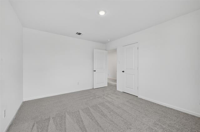 Building Photo - 2122 Prairie Ln