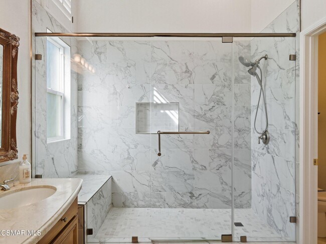 Building Photo - 1698 Ramona Dr