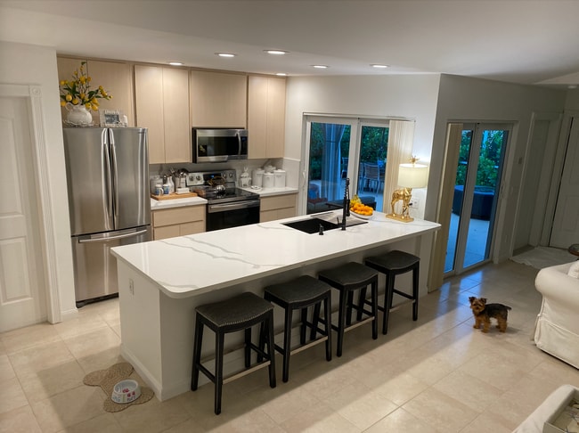Building Photo - 9124 Sun Terrace Cir
