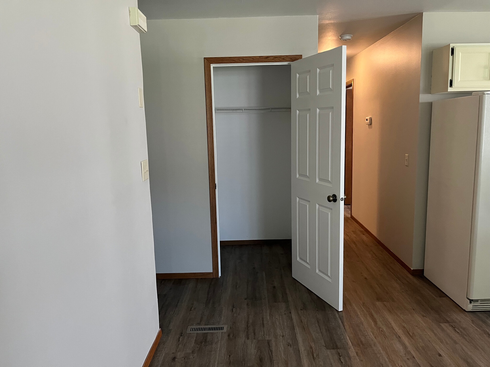 coat closet - 109 Woodview Dr