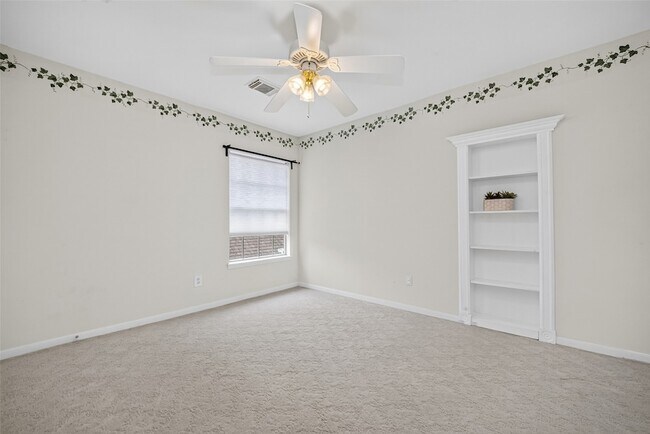 Building Photo - 4414 Ringrose Dr