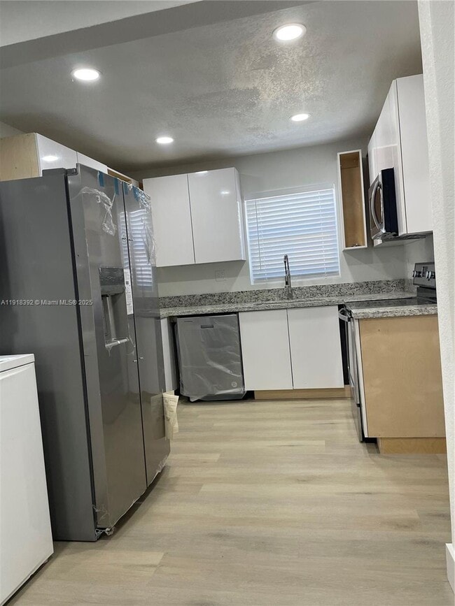 Building Photo - 5261 NW 1st St