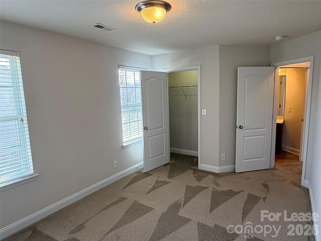 Building Photo - 7516 April Mist Trail