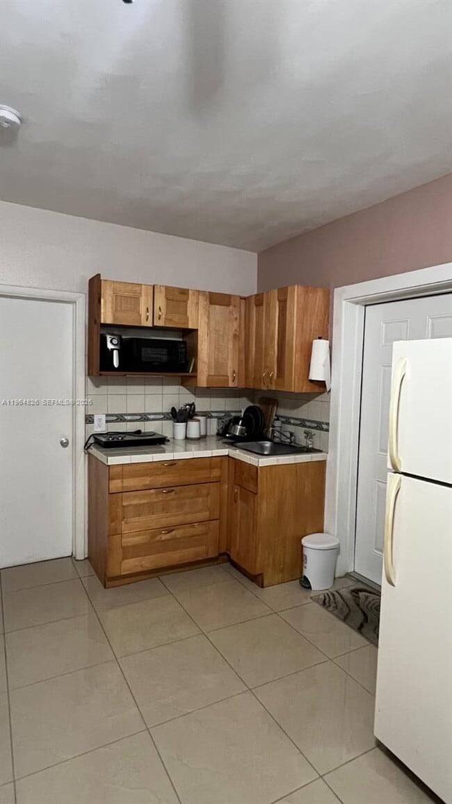 Building Photo - 2622 Grant St