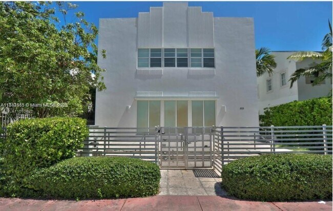 Building Photo - 935 Euclid Ave