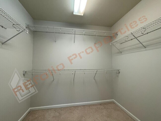 Building Photo - Elegant 4 bedroom Home w/ 1st Floor Office + Basement in Village Square @ Amberly, Cary, Availabl...