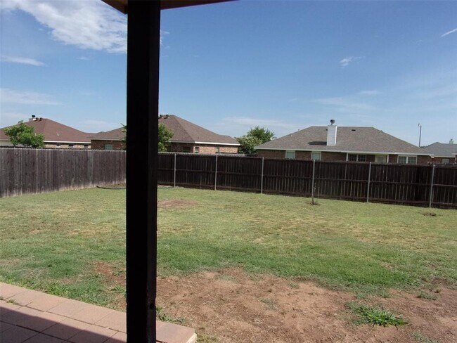 Building Photo - 326 Miss Ellie Ln