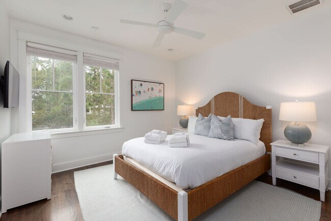 Building Photo - 80 East Royal Fern Way