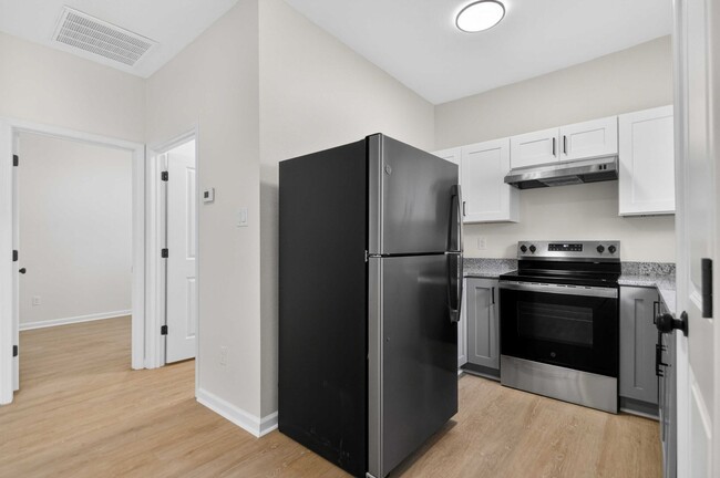 Building Photo - 2005-2007 Scotty Ct