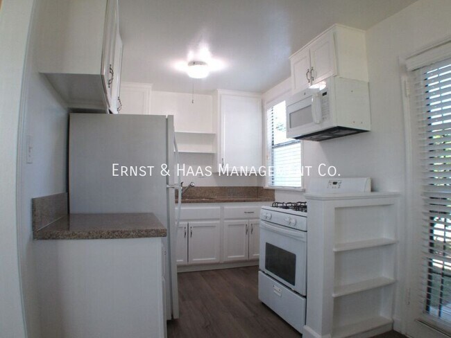 Building Photo - 4531 N Banner Dr