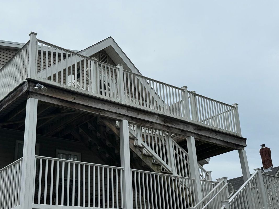 Building Photo - 17 1/2 Hough