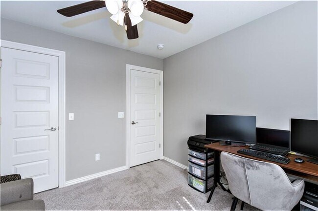 Building Photo - Stylish 3-Bedroom, 2-Bathroom Home for Rent!