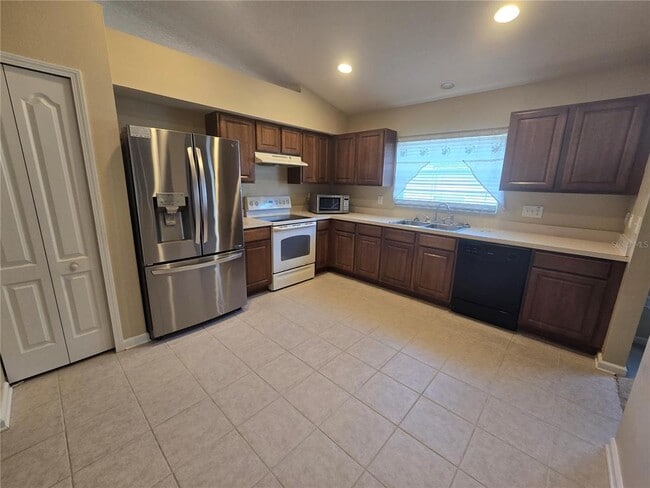 Building Photo - 7624 Granitville Dr