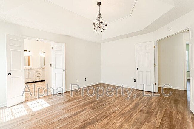 Building Photo - 317 Edenberry Way