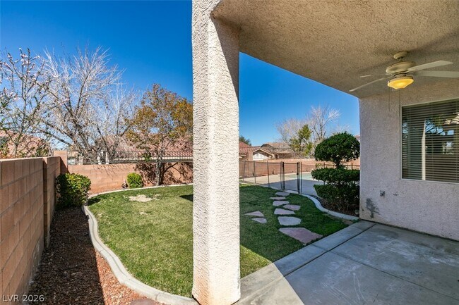 Building Photo - 2722 Woodflower Ave