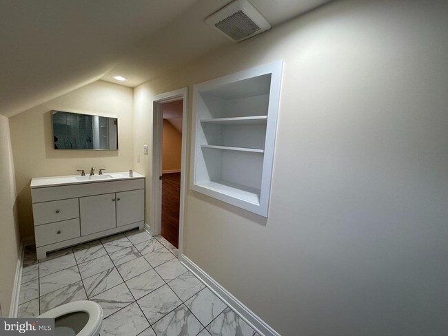 Building Photo - 345 Layfield Rd