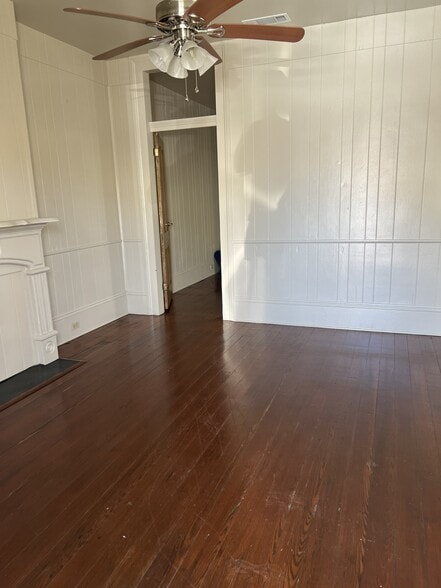 Building Photo - 713 Evelina St