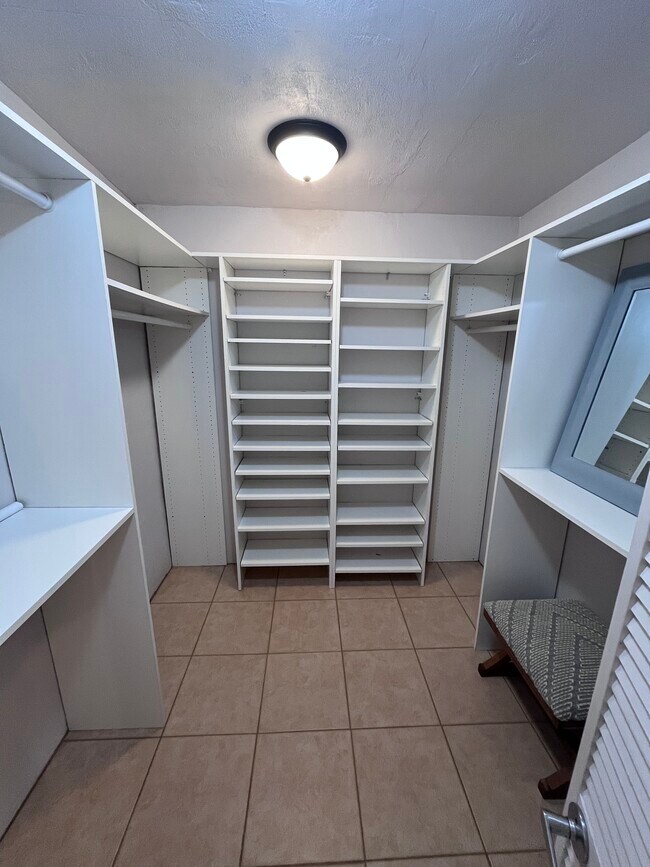 Building Photo - 1321 SW 129th Way