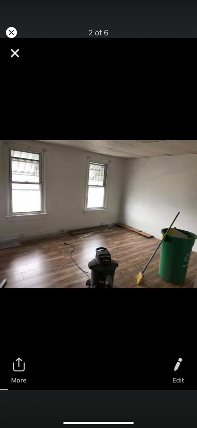 Building Photo - 55 Miner St