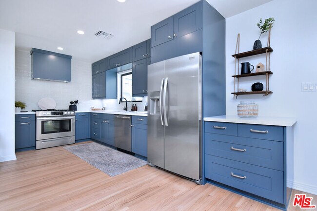 Building Photo - 6167 Costello Ave