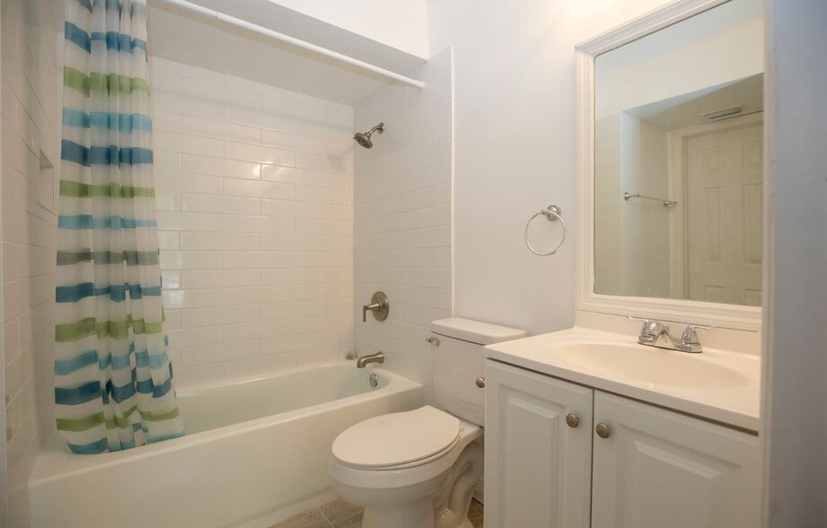 Building Photo - 8711 Fancy Finch Dr