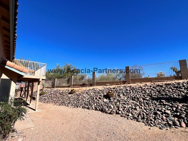 Building Photo - Beautiful home with private yard that backs to open space green belt