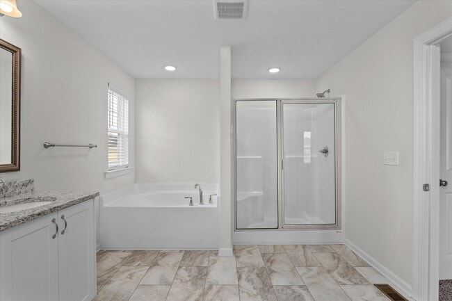 Building Photo - 948 Newburn Dr