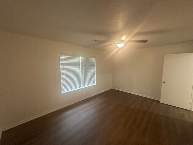 Building Photo - 4Bed /2Bath in Temple TX