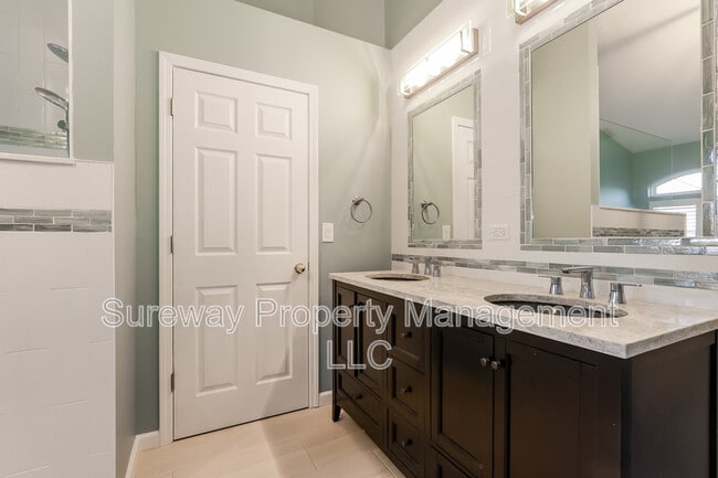 Building Photo - 10 Sea Breeze Ct