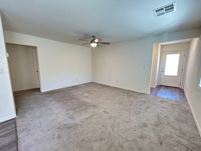 Building Photo - Newly Built Single Story Home Near Nellis AFB!
